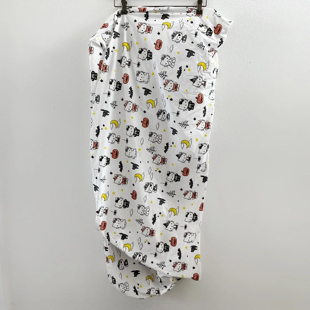 POTTERY BARN Hello Kitty Halloween Glow-in-the-Dark Fitted Sheet